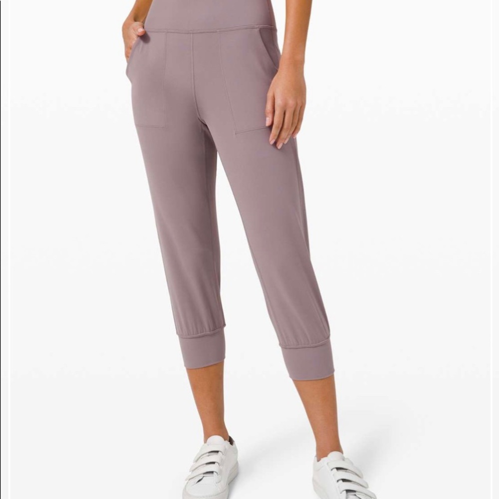 NWT Lululemon Align Cropped Jogger 23 Size 2